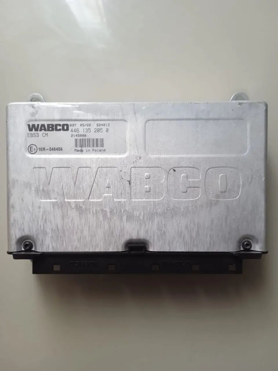 Módulo ECU EBS3 da marca WABCO 