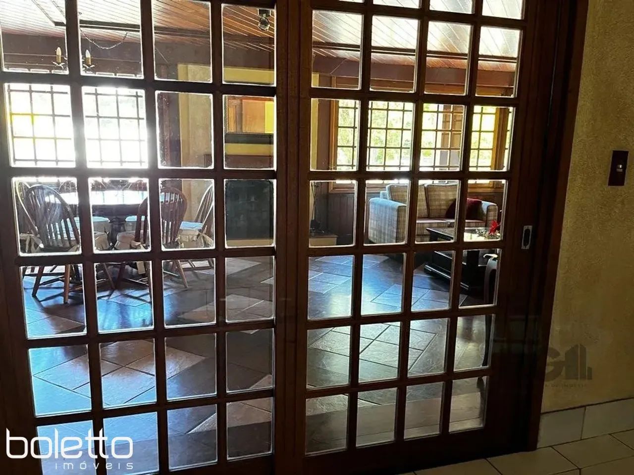 Cobertura duplex com 2 suítes e uma vaga para Comprar em Gramado. - Foto 5