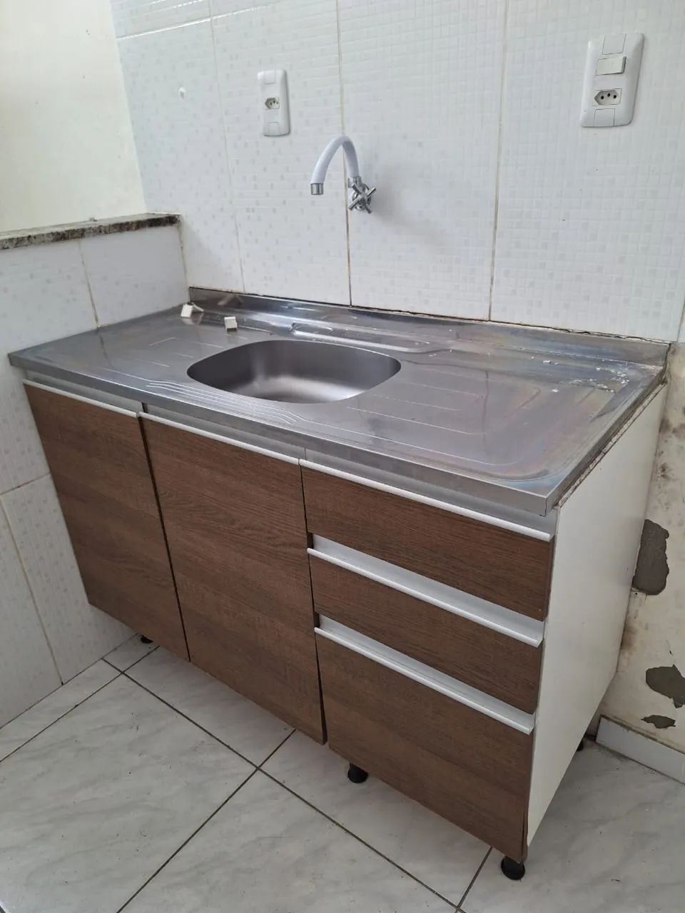 Pia de Cozinha com Gabinete