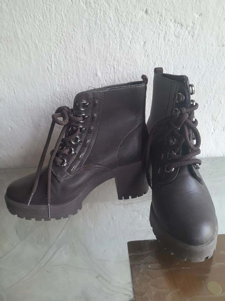 Bota cano baixo