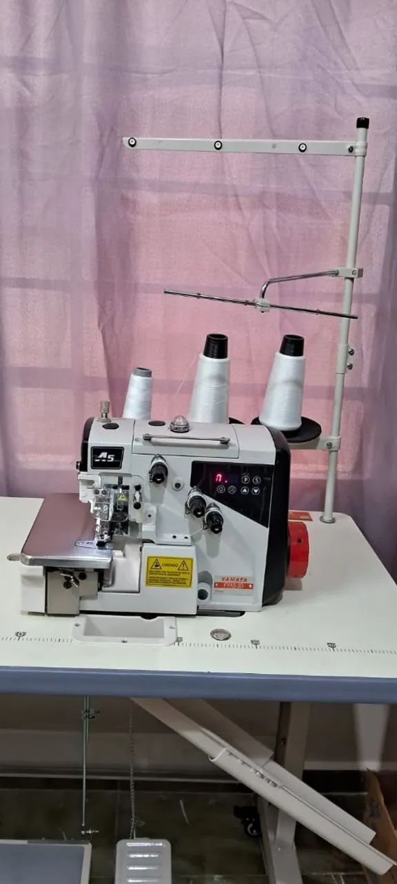 Máquina de costura  - Foto 3
