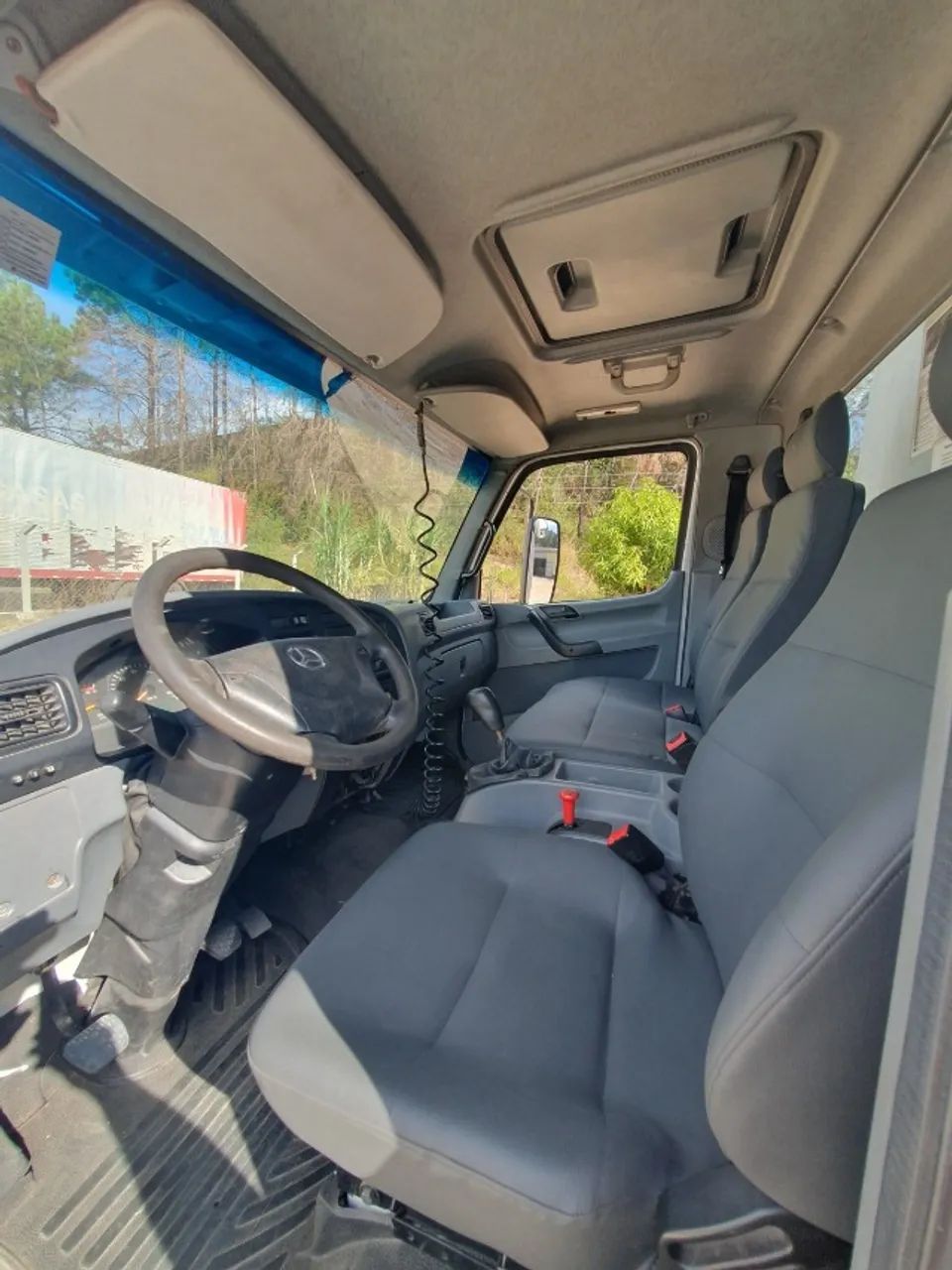 Mb Accelo 915c bau 2010 - Foto 4