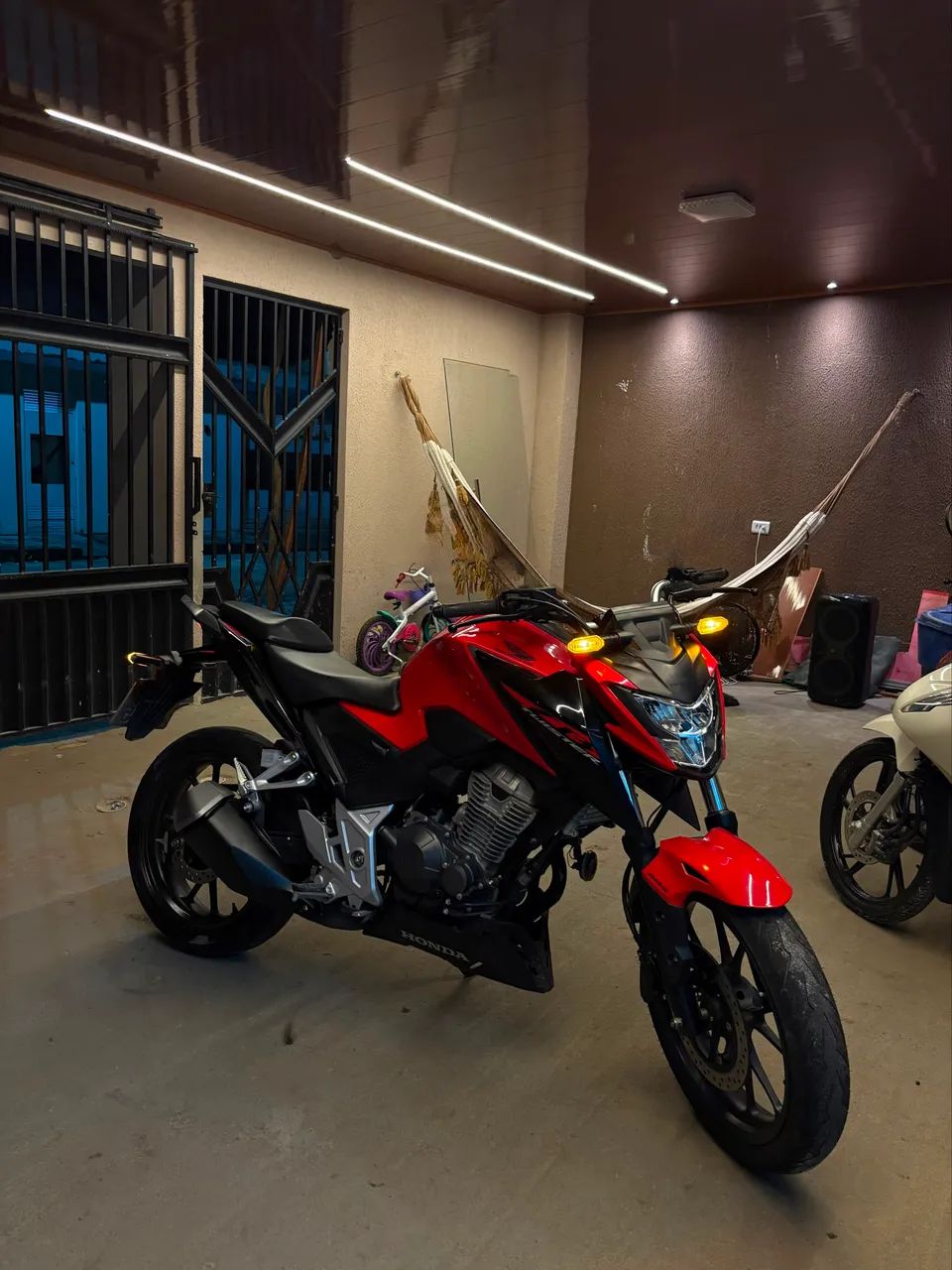 CB 300 abs - Foto 2