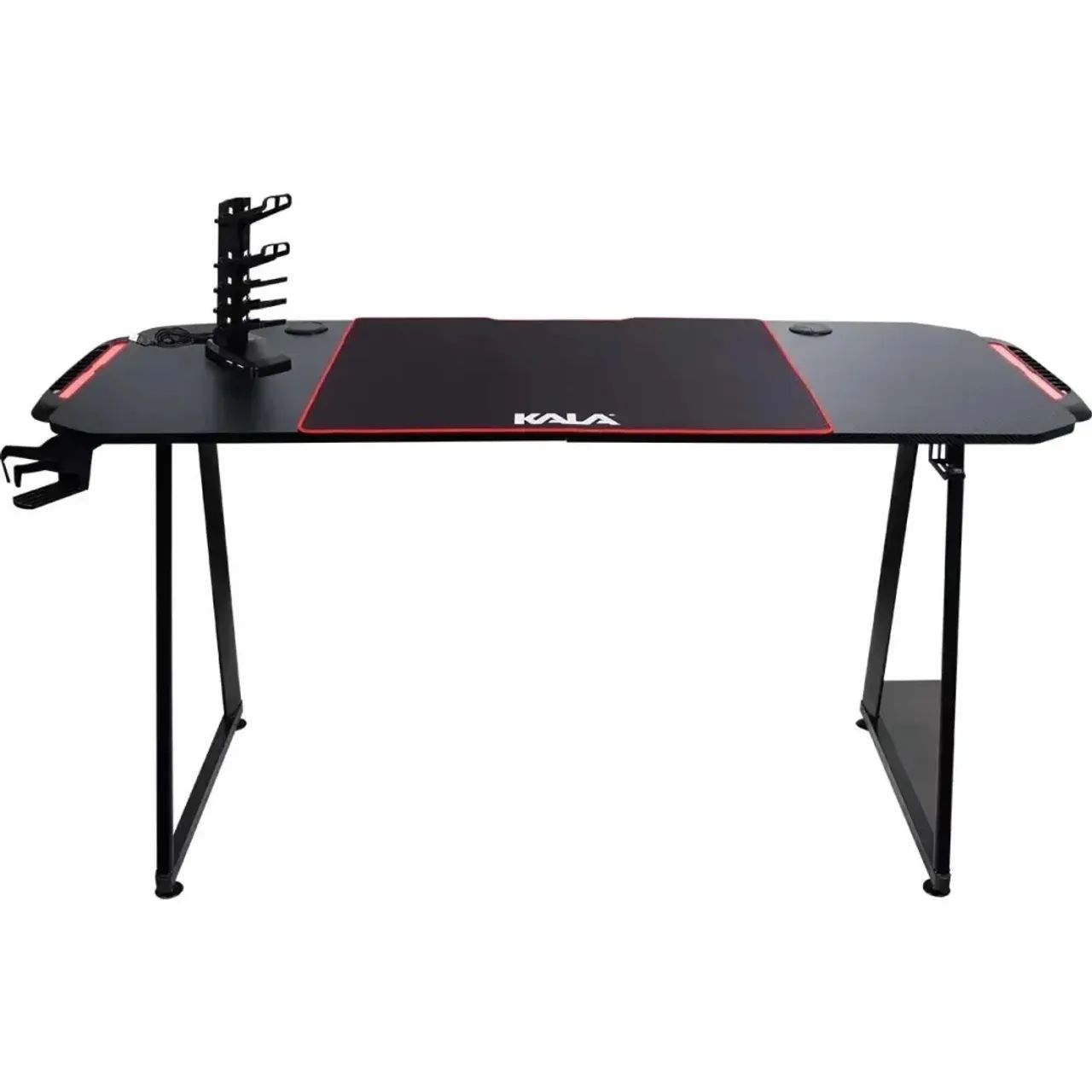 Mesa gamer com acessórios 