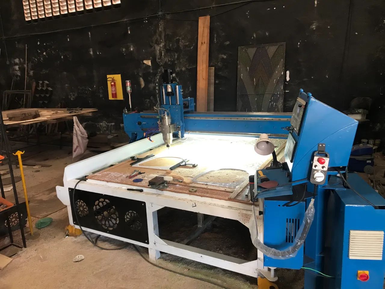 Excelente máquina router cnc