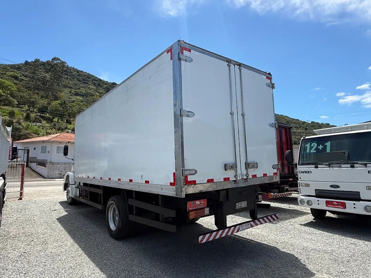 MB L-1318 BAÚ REFRIGERADO  - Foto 4