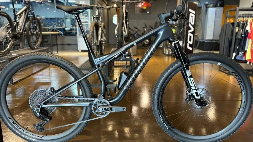 Bicicleta Specialized Epic 9 Pro - Lançamento