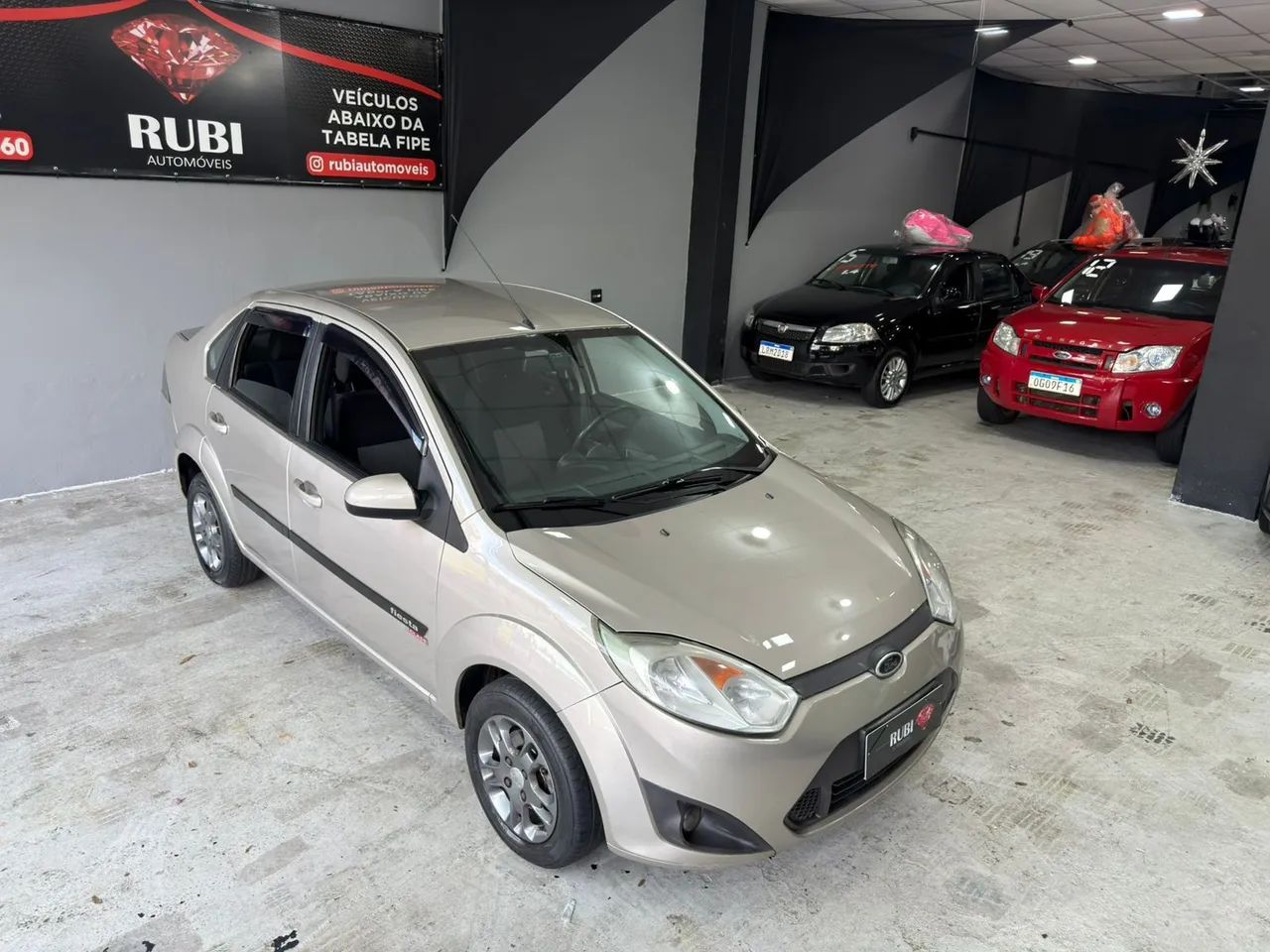 Ford Fiesta Sed. 1.6 8V Flex 4p, foto 4 de 17