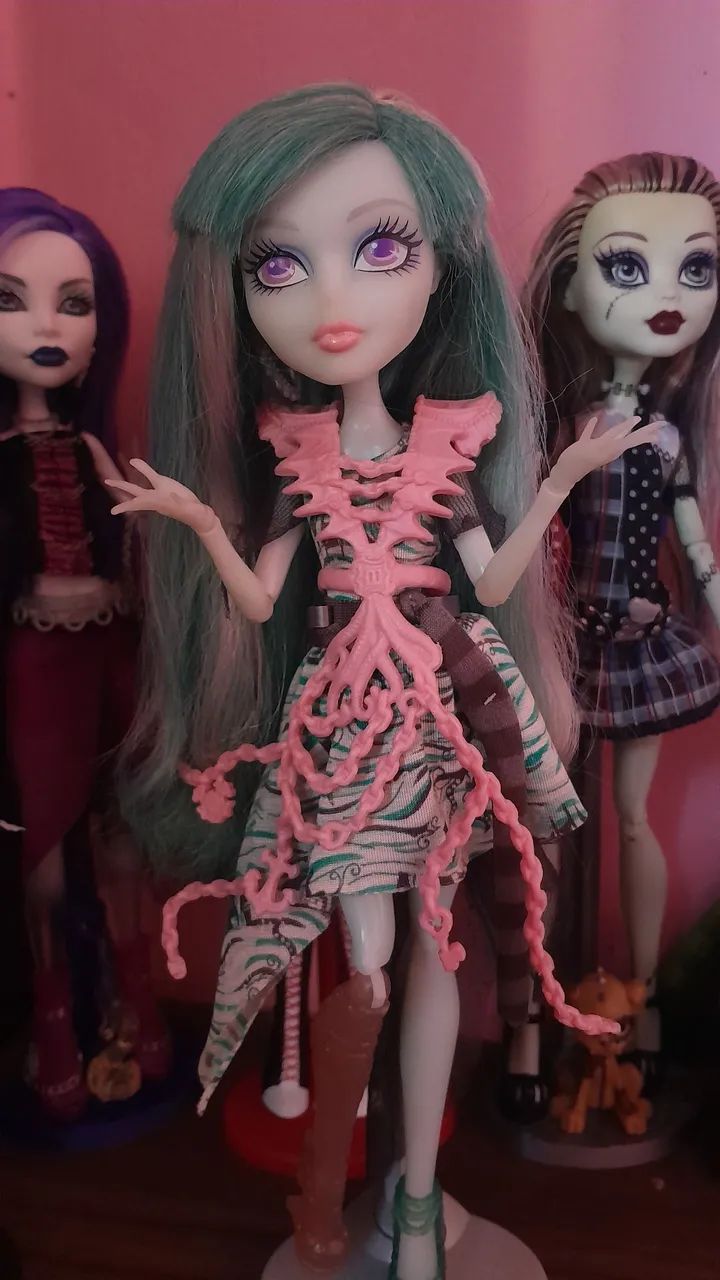 Boneca Monster High Vandala Incompleta - Foto 3