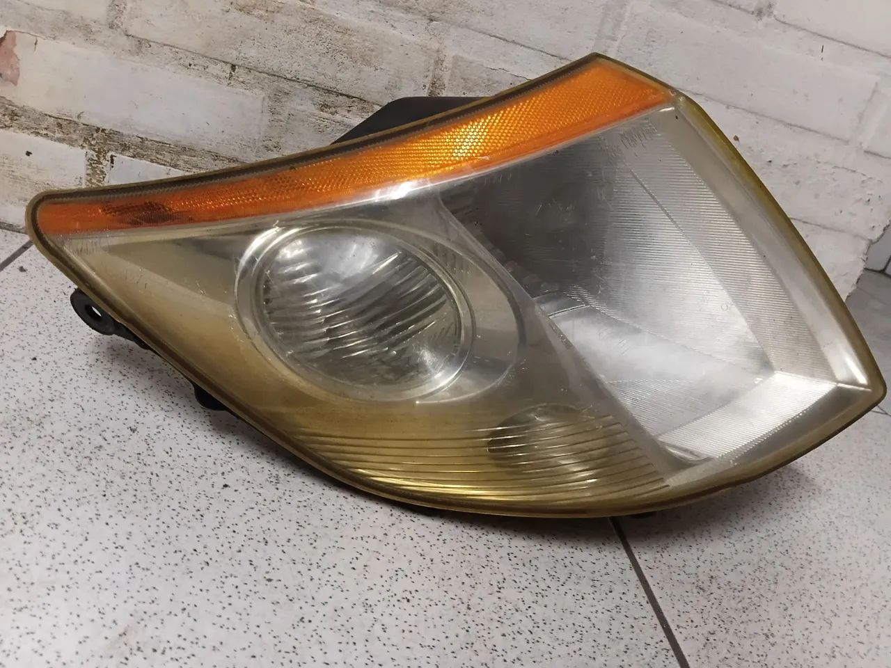 Farol do Sentra 2010/2011