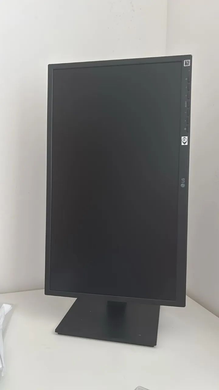 Monitor LG 23,8" - Ergonômico (Horizontal e Vertical) - Seminovo - Foto 2