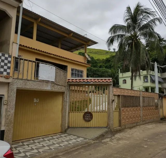 CASA EM CACHOEIRO DE ITAPEMIRIM, 3 QUARTOS