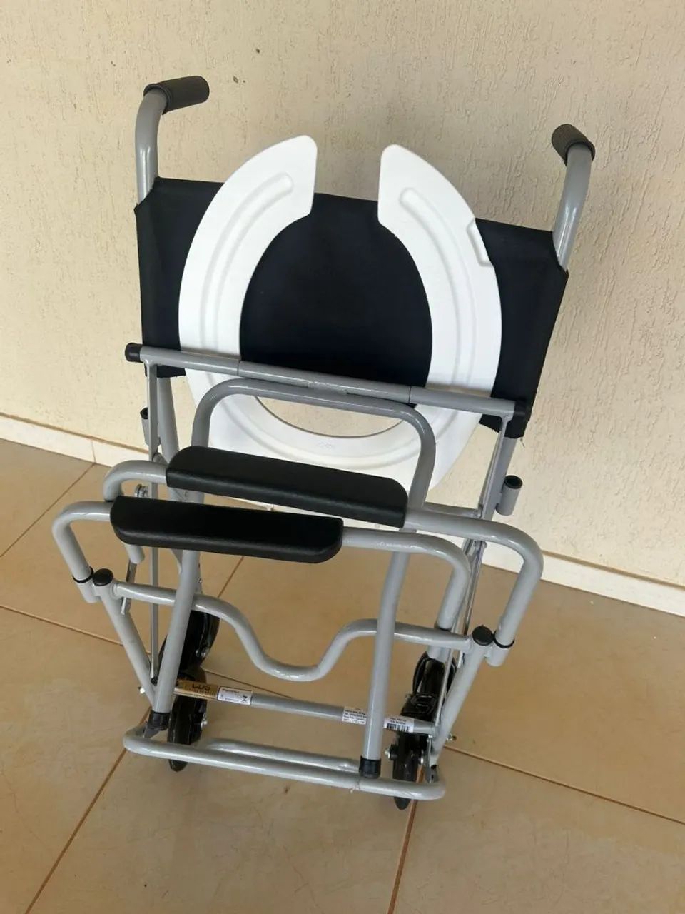 Cadeira de banho dobrável  - Foto 3