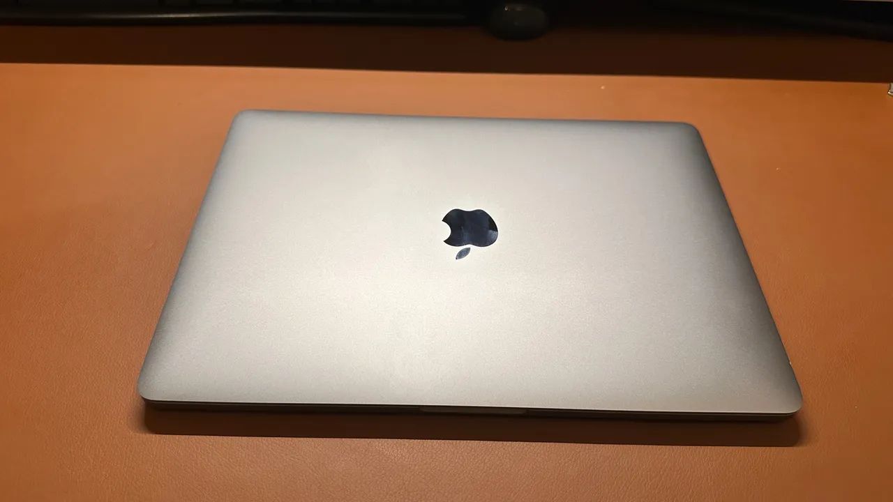 MacBook Pro M2 2022 | 13,3 | 8GB RAM | 256GB SSD | Impecável - Foto 3
