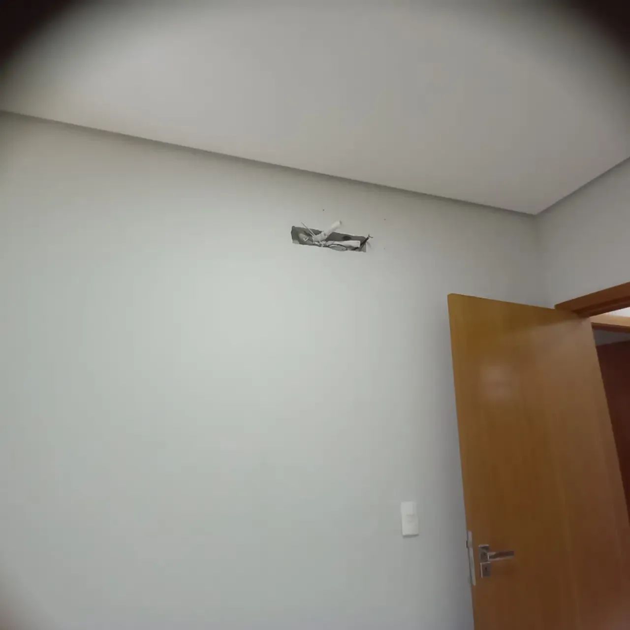 ALUGO OU VENDO APARTAMENTO NO EDIFÍCIO SOLAR DO BOSQUE - Foto 3