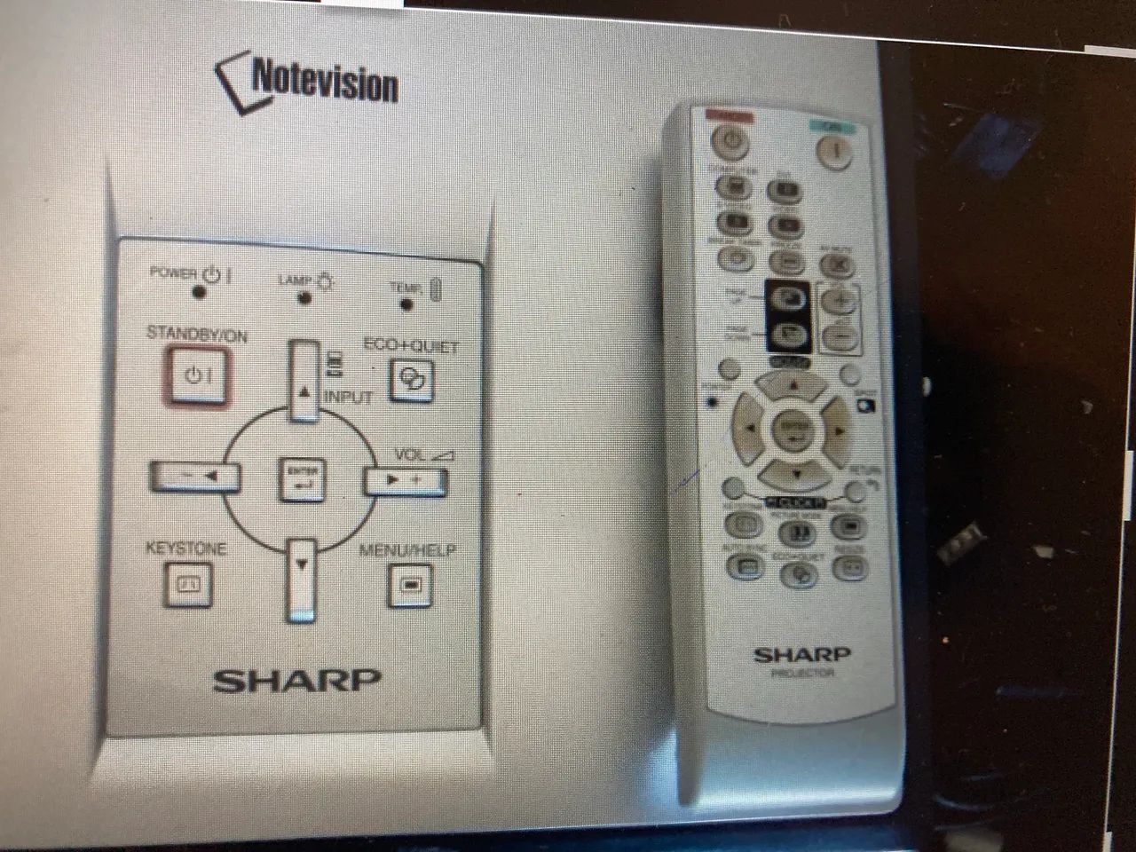 Projetor Multimídia Sharp XR30x - Foto 4