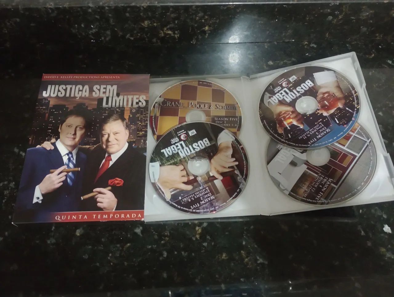 Over There/In Plain Sight/Justiça s/ Limites em dvd (usado) - Foto 6