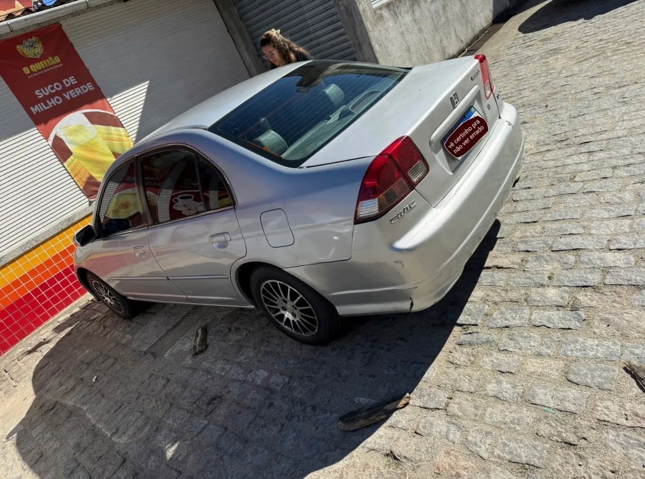 Honda Civic Sedan LX 1.7 16V 115cv Mec. 4P 2004