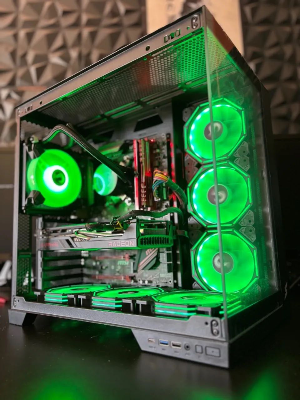 Pc gamer Ryzen 7+ RX 6700XT