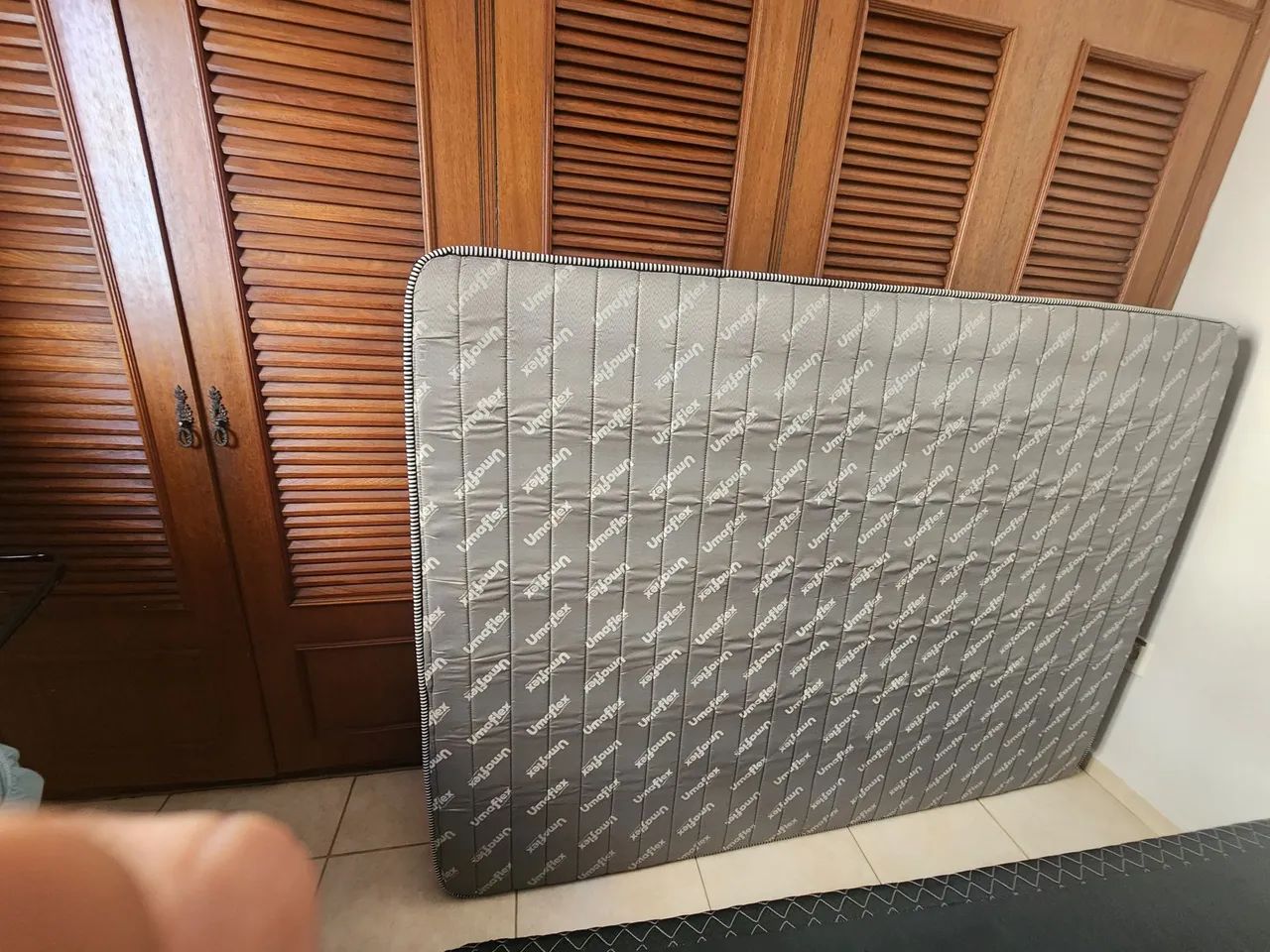Vendo colchão casal 