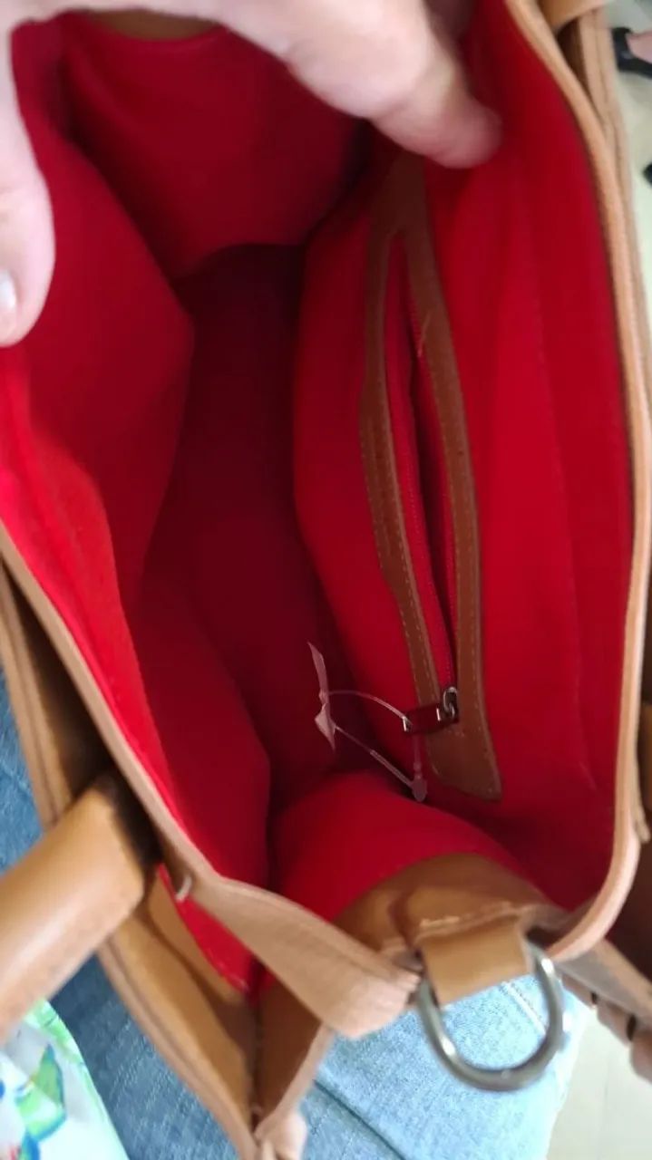 Bolsa média em couro NOVA - Foto 2