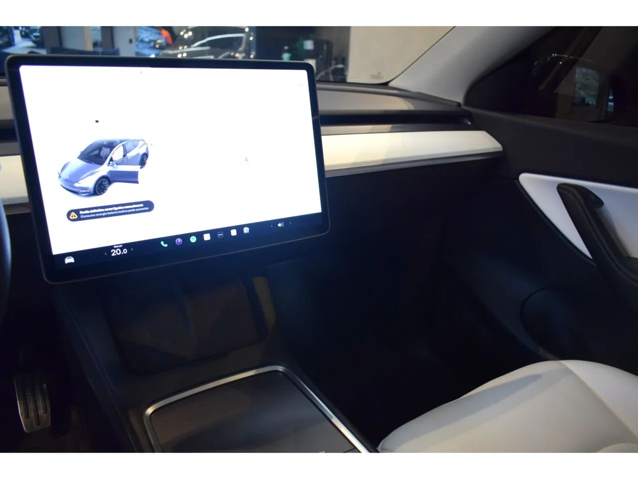 Tesla Model Y Performance, foto 11 de 16