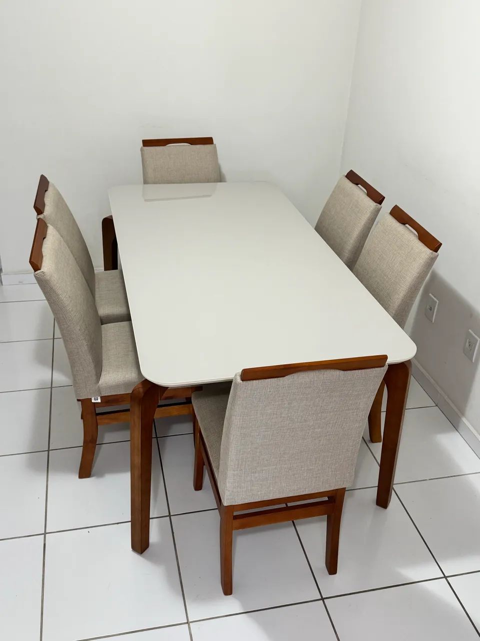Mesa de jantar 6 lugares