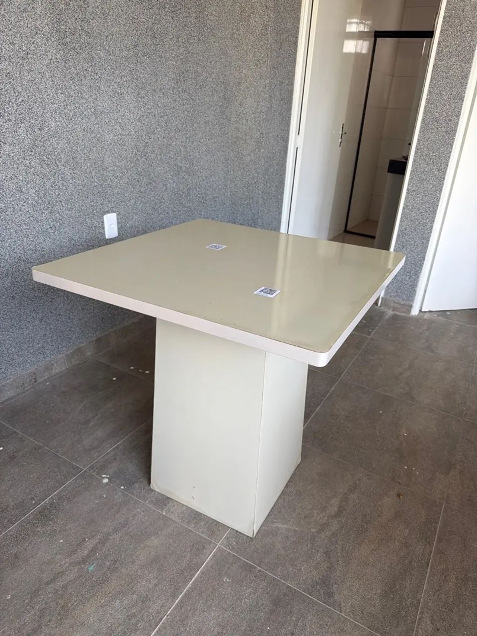 Mesa linda em Laca  - Foto 3