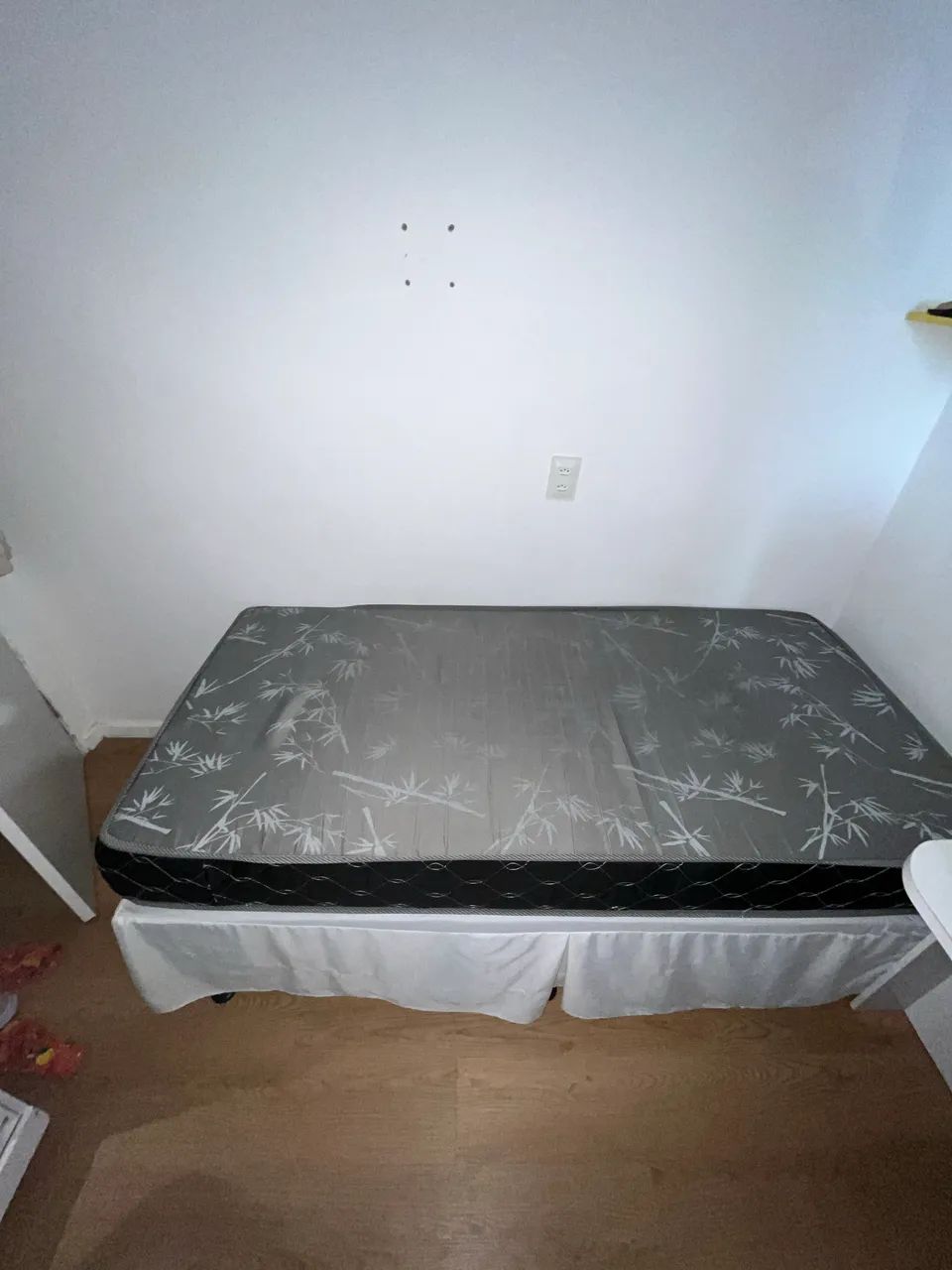 VENDE-SE DUAS CAMAS SOLTEIRÃO  - Foto 2