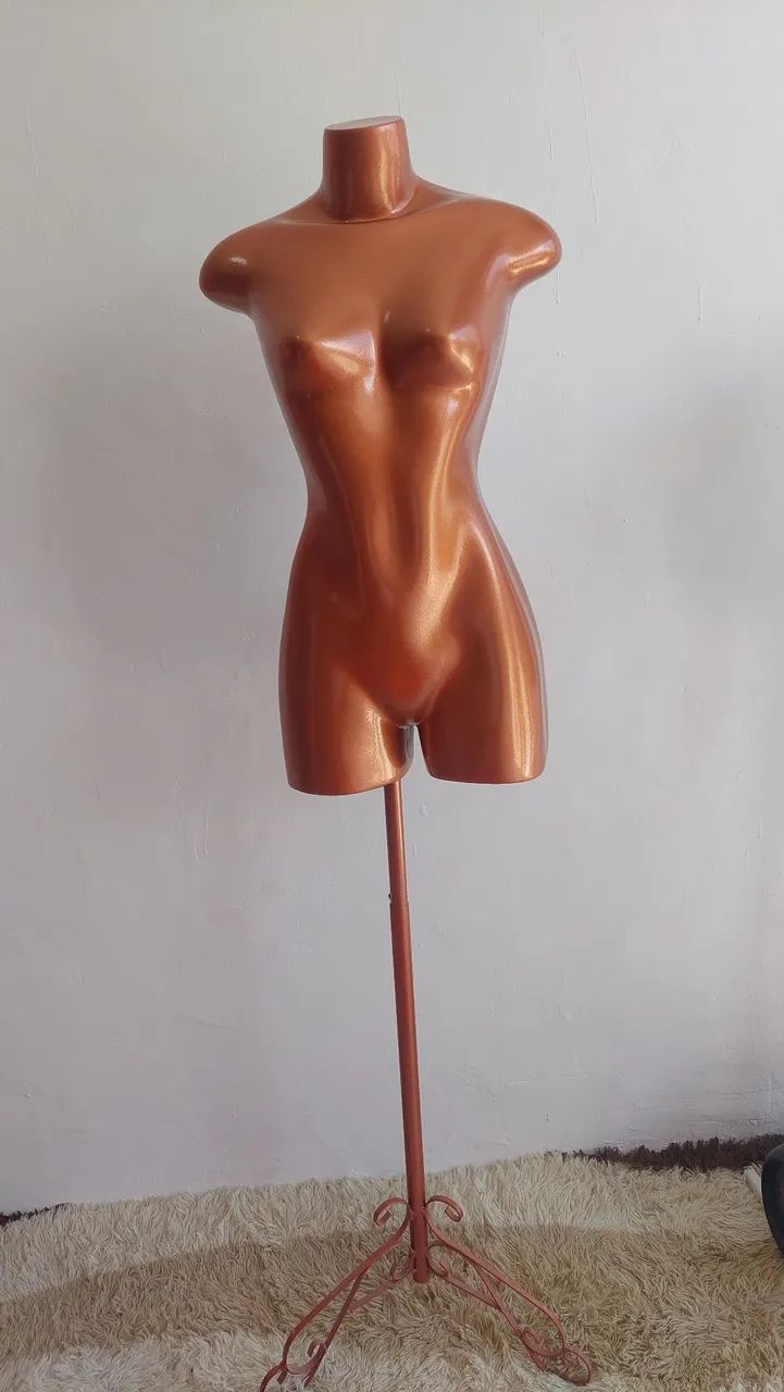 Busto manequim com pedestal - Foto 2