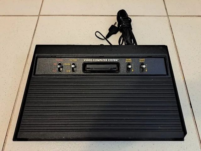 Vídeo Game Atari 2600 (Apenas o Console)