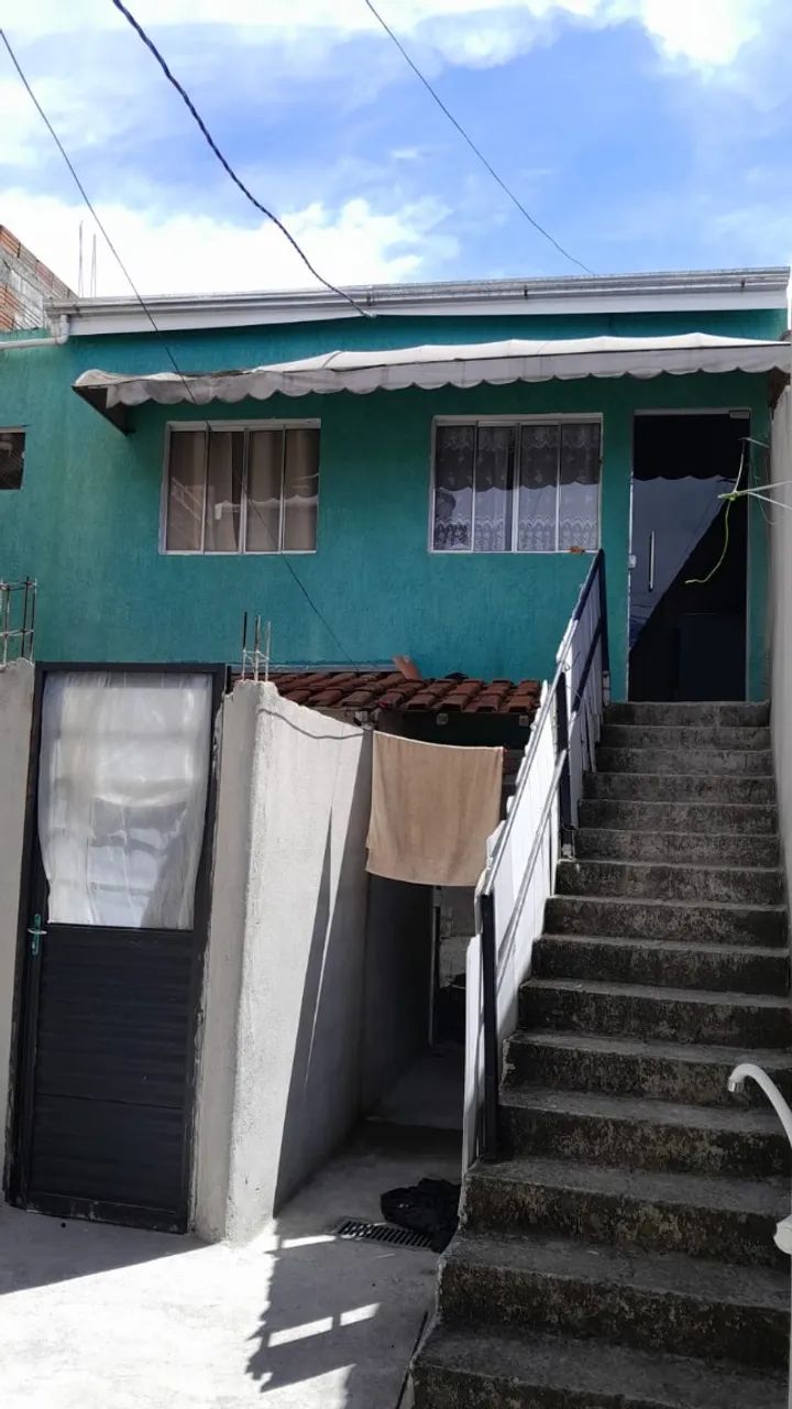 Sobrado - Apartamento + duas Kitnets