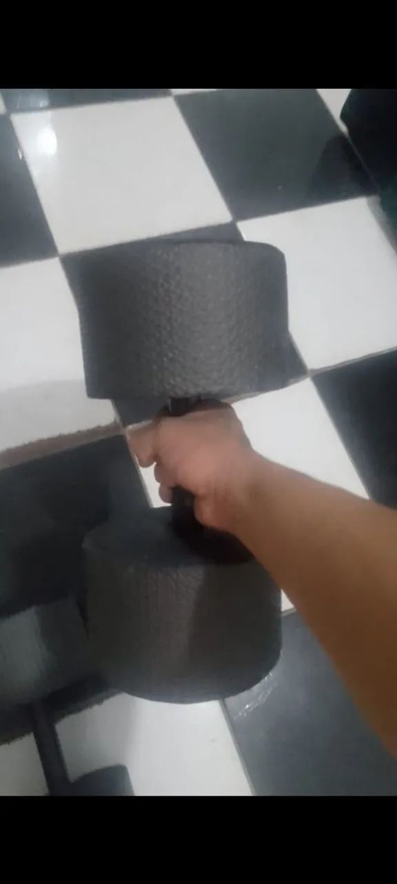 Dois halteres de 5kg - Foto 2