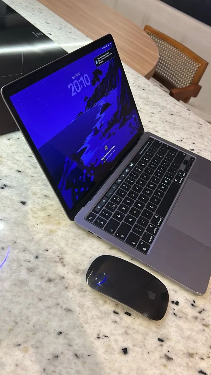 Macbook Pro M2 8gb