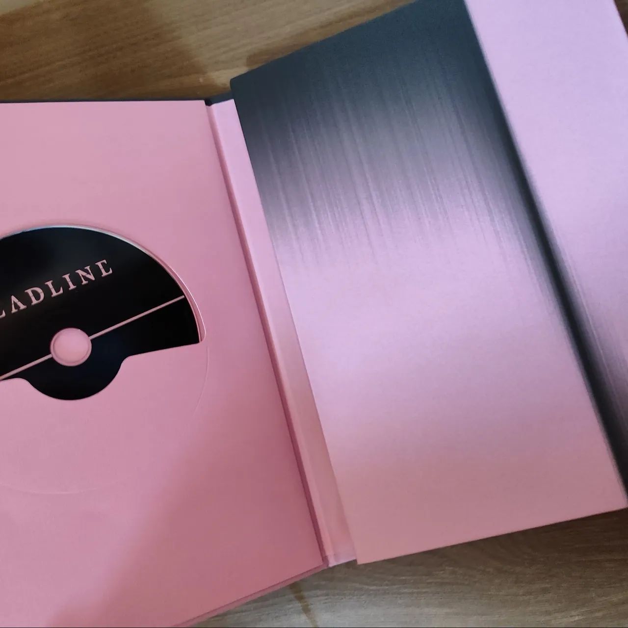 Deadline Pink - Álbum Blackpink  - Foto 2