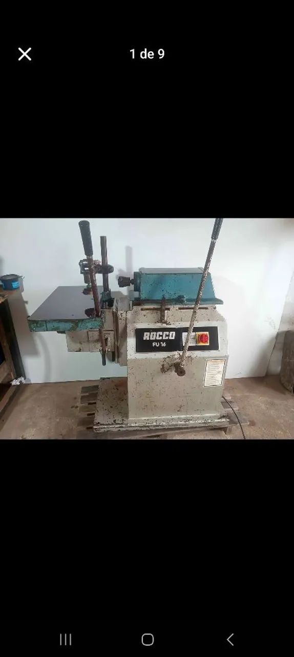 Máquina furadeira rocco 