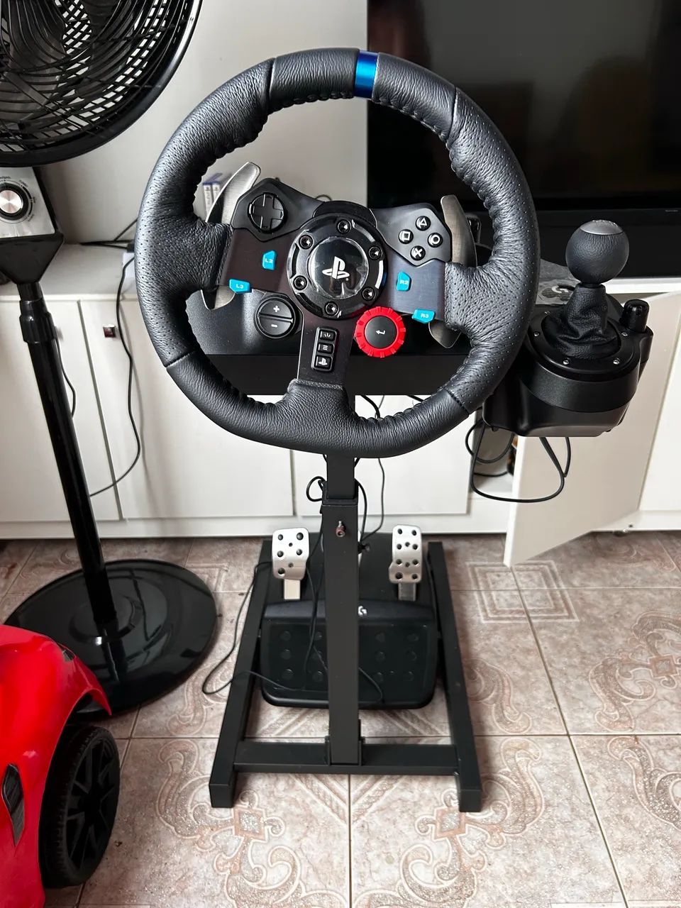 volante logitech g29 com cockpit - Foto 2