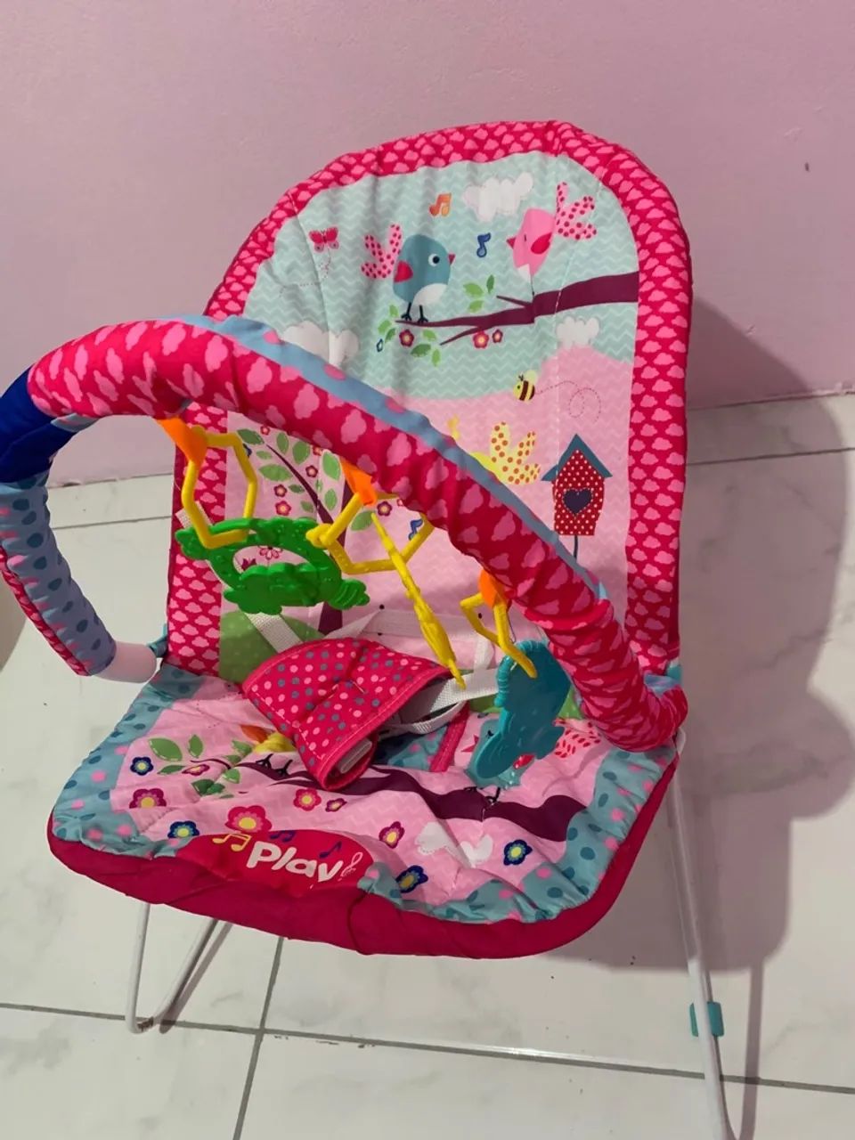 Cadeira de balanço infantil