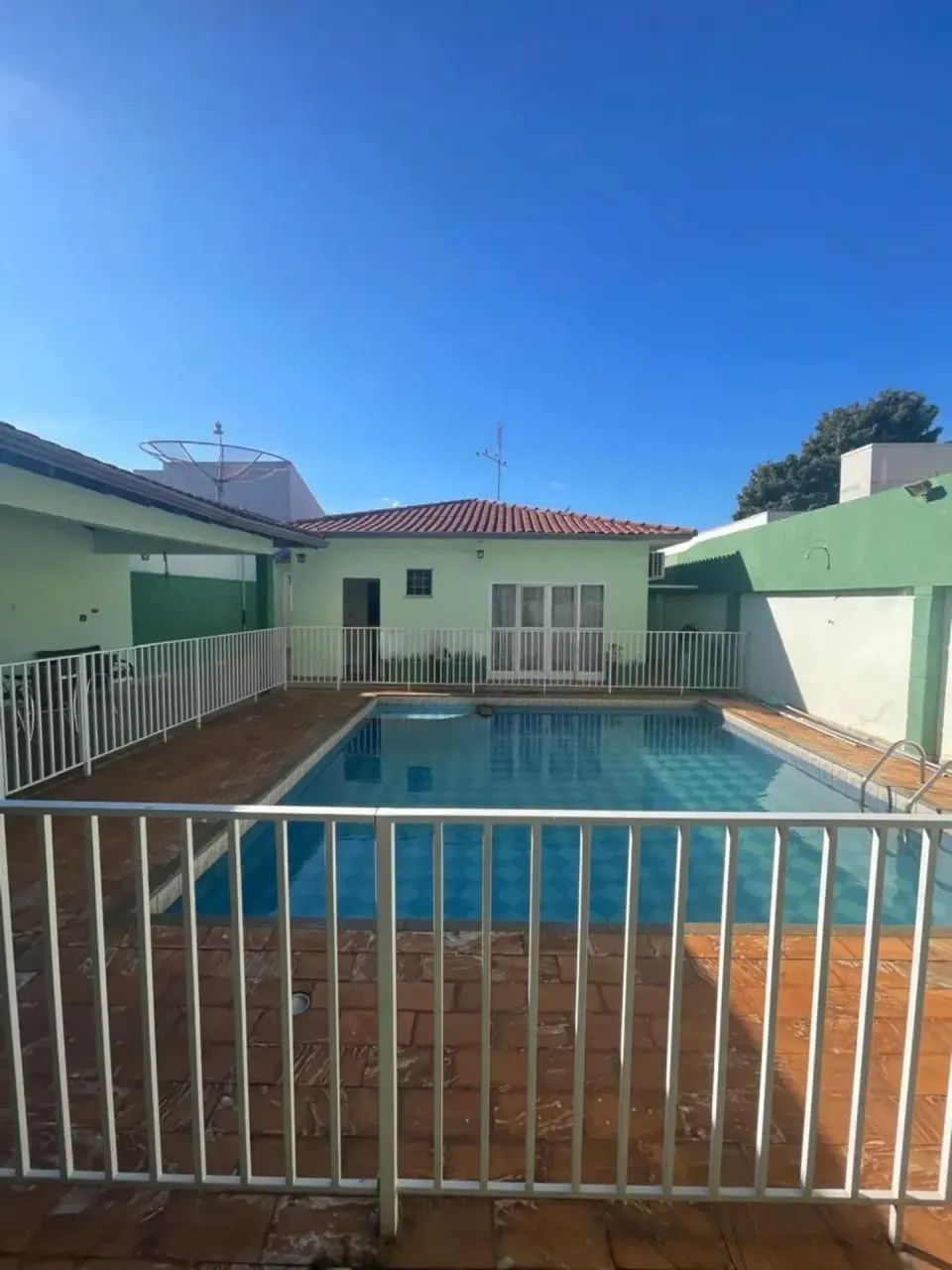 Casa de 246m²: 3 Quartos, 4 Vagas, Piscina e Churrasqueira - Parque Residencial Cidade Nov - Foto 2