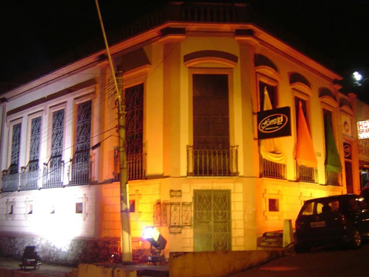 Casa comercial no Centro  4 pisos  600 m² - Foto 2