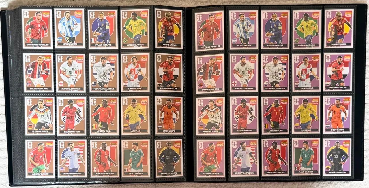 Kit completo Copa 2026, com 80 Legends,  mais 48 escudos, 14 Coca.