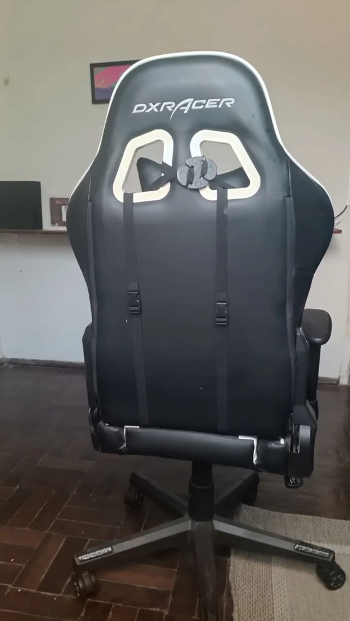 Cadeira Gamer DXRacer, em ótimo estado e com peças de reposição - Foto 3