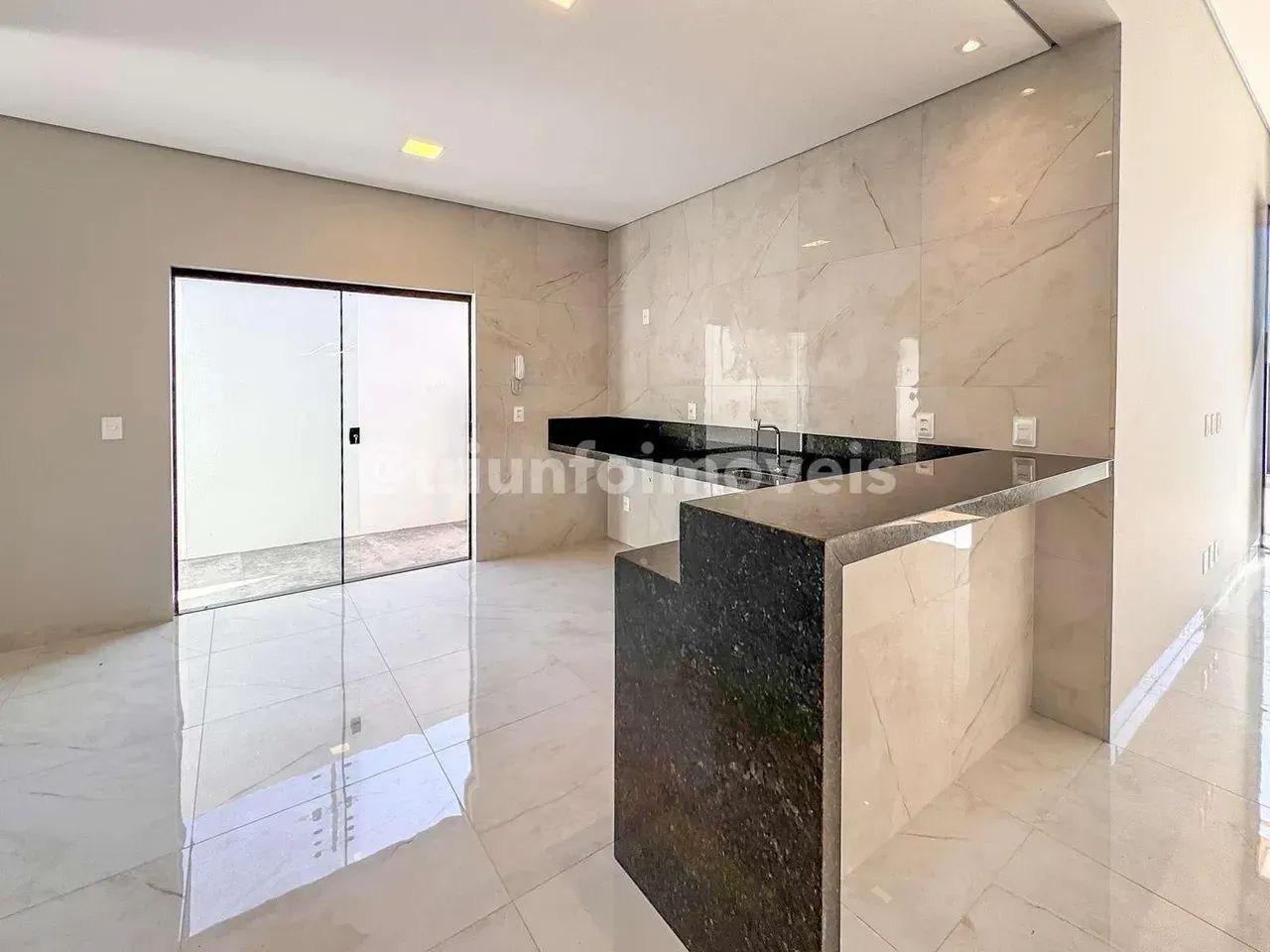 Casa a venda no bairro Jóia com 3 quartos - Foto 5