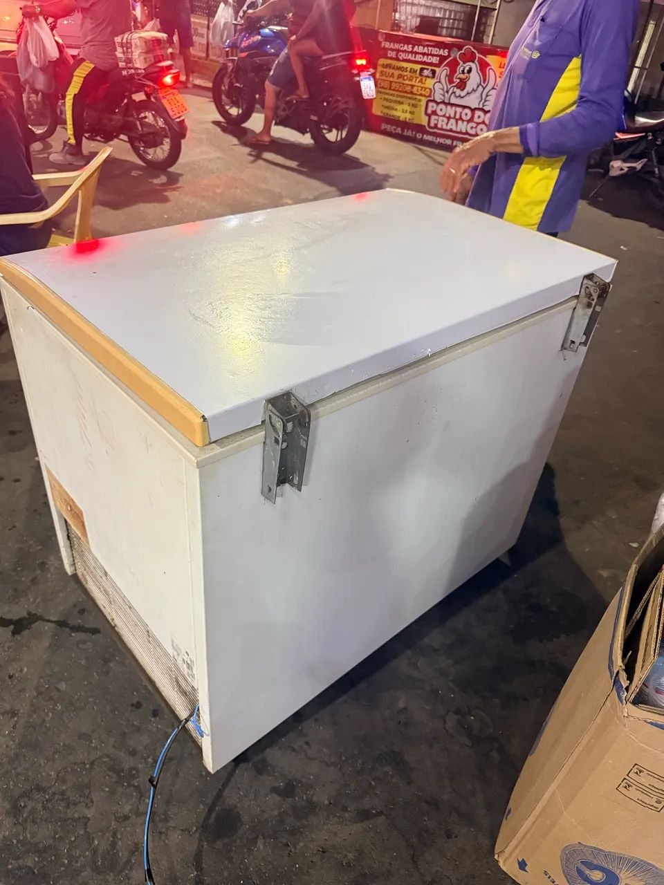 Freezer horizontal 305 litros  - Foto 2