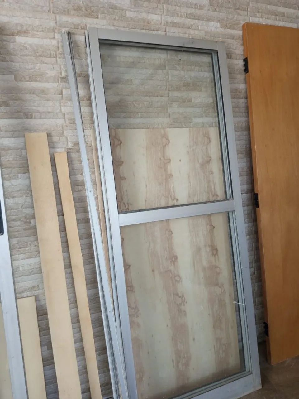 1 porta alumínio 2.800x2.100 - Foto 4