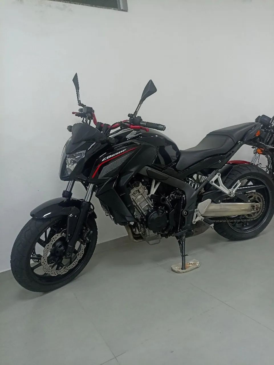 Honda CB650F - Foto 3