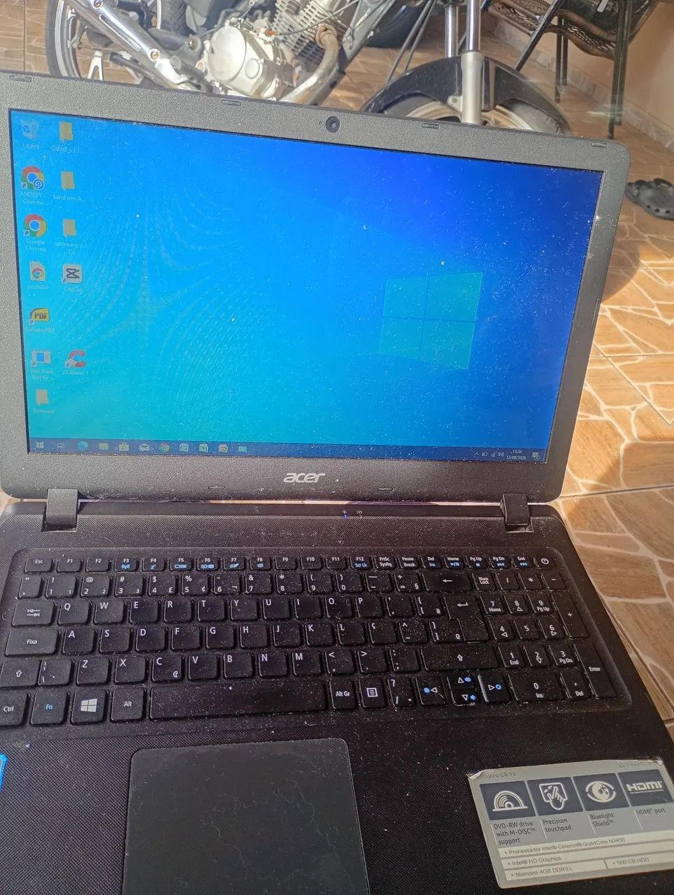 Notebook Acer 8 GB de RAM SSD 120 - Foto 3