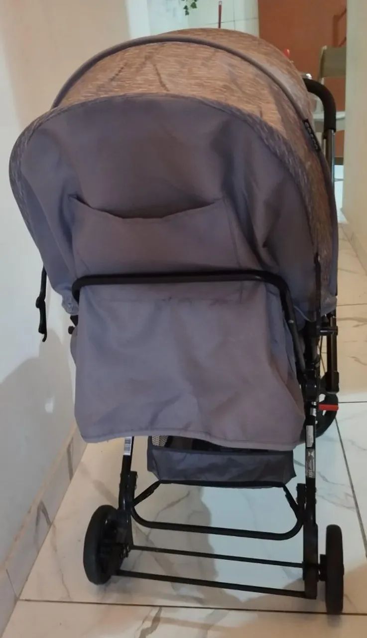 Carrinho de bebê e bebê conforto  - Foto 4