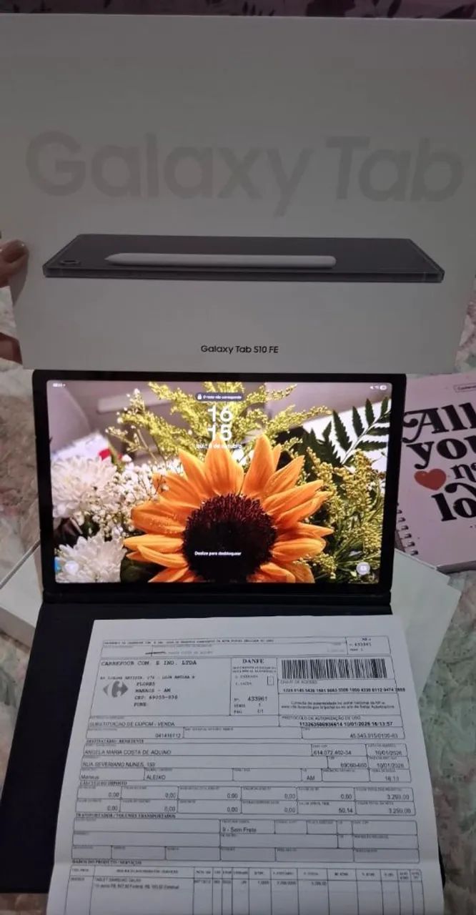 Tablet com nota fiscal 