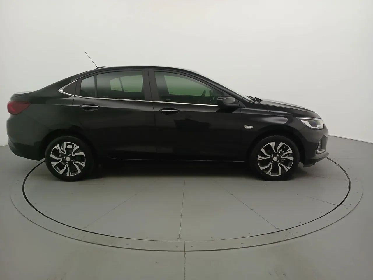 Chevrolet Onix Sedan Plus Premier 1.0 12V TB Flex Aut. 4P, foto 6 de 18